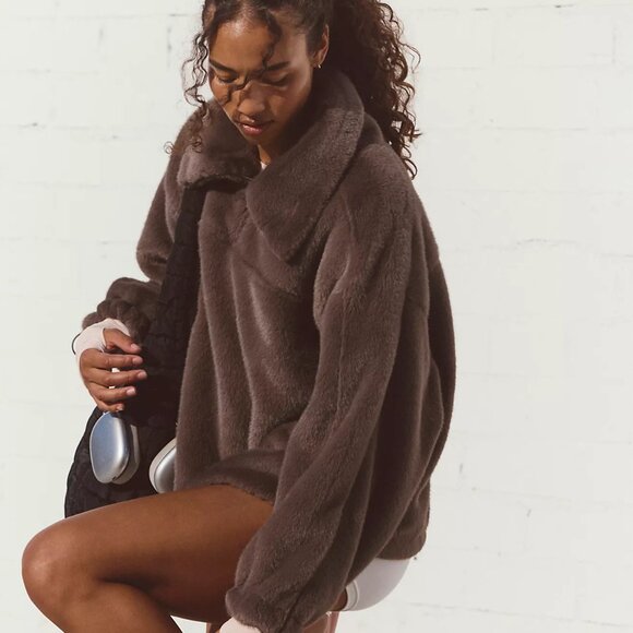 Alpine Faux Fur Half Zip - Picture 2 of 4